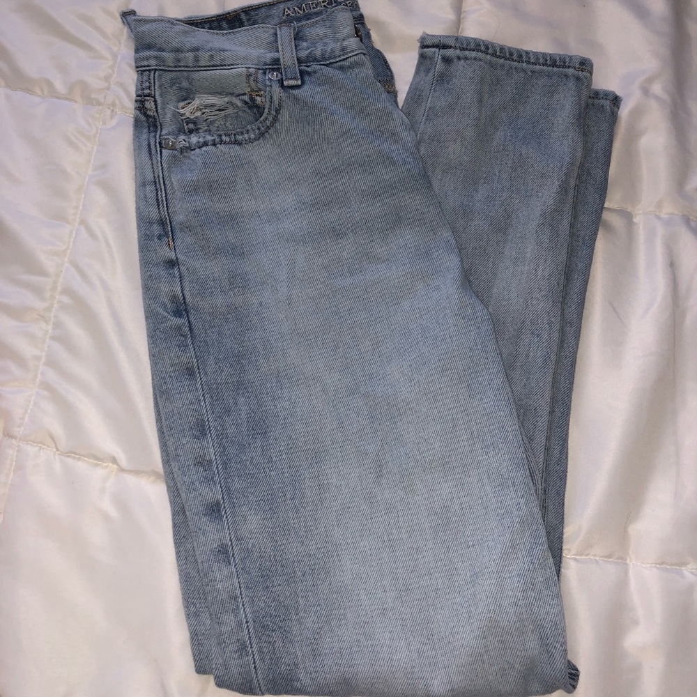 High waist mom jeans!